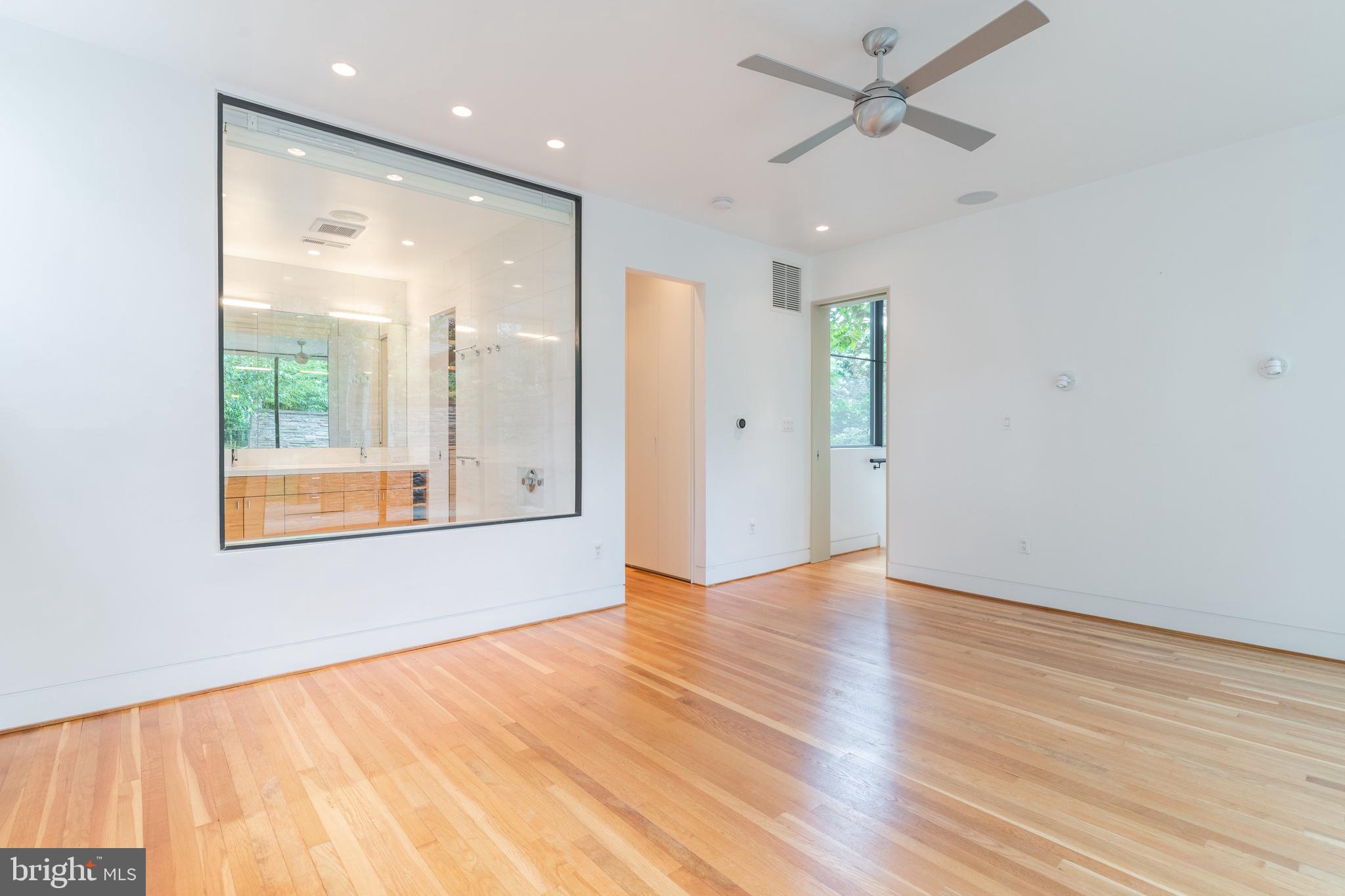 COLLEGE PARK - Residential