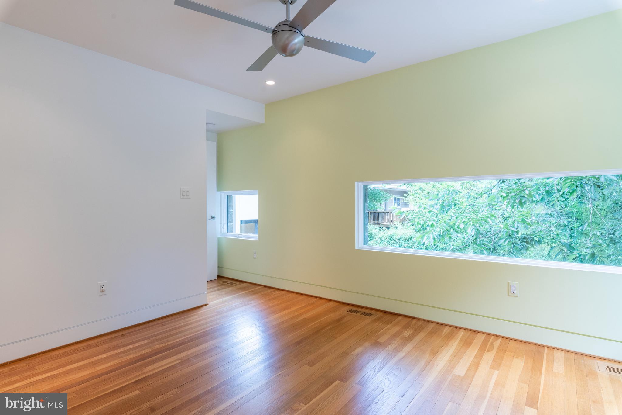 COLLEGE PARK - Residential