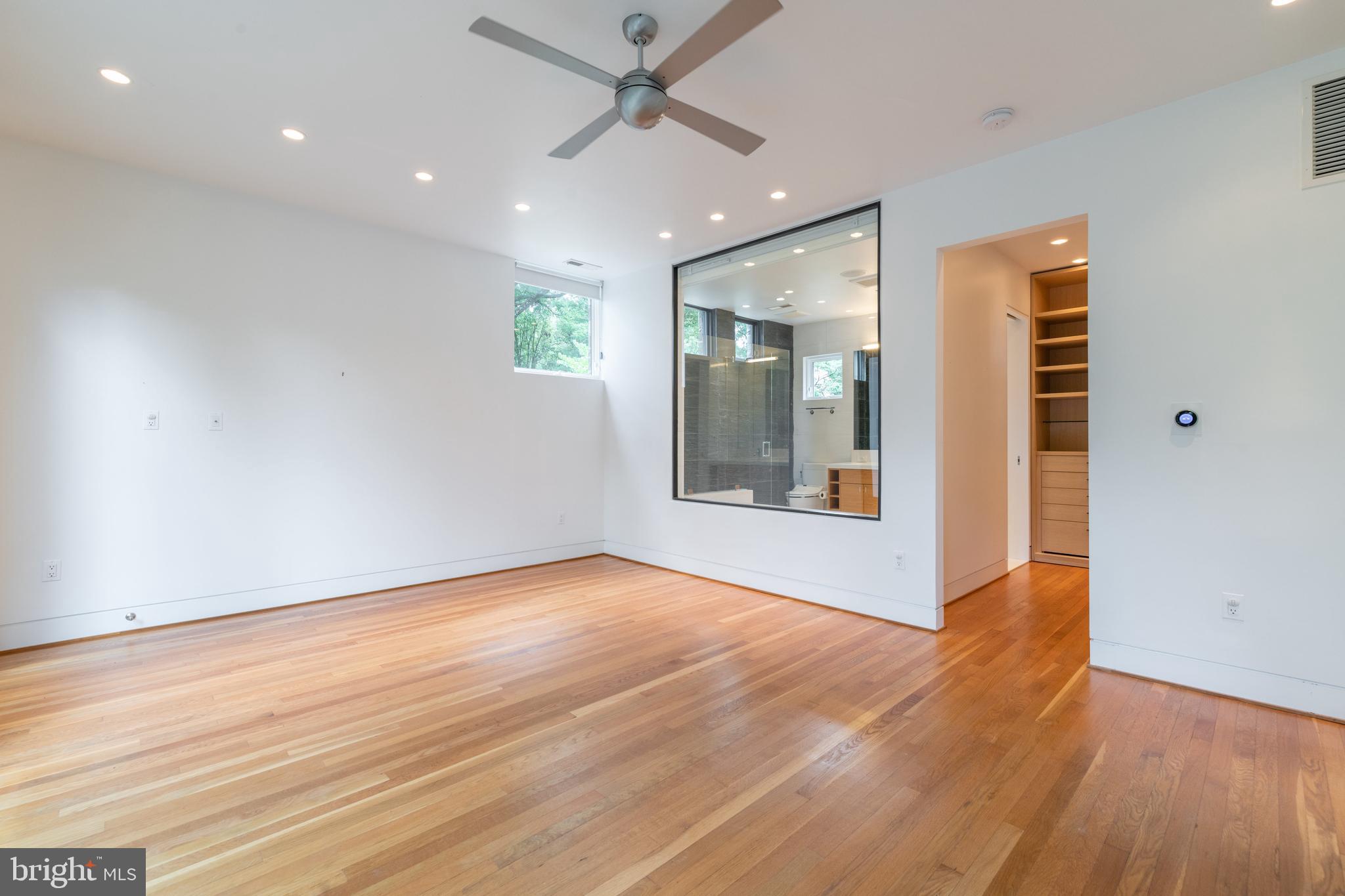 COLLEGE PARK - Residential