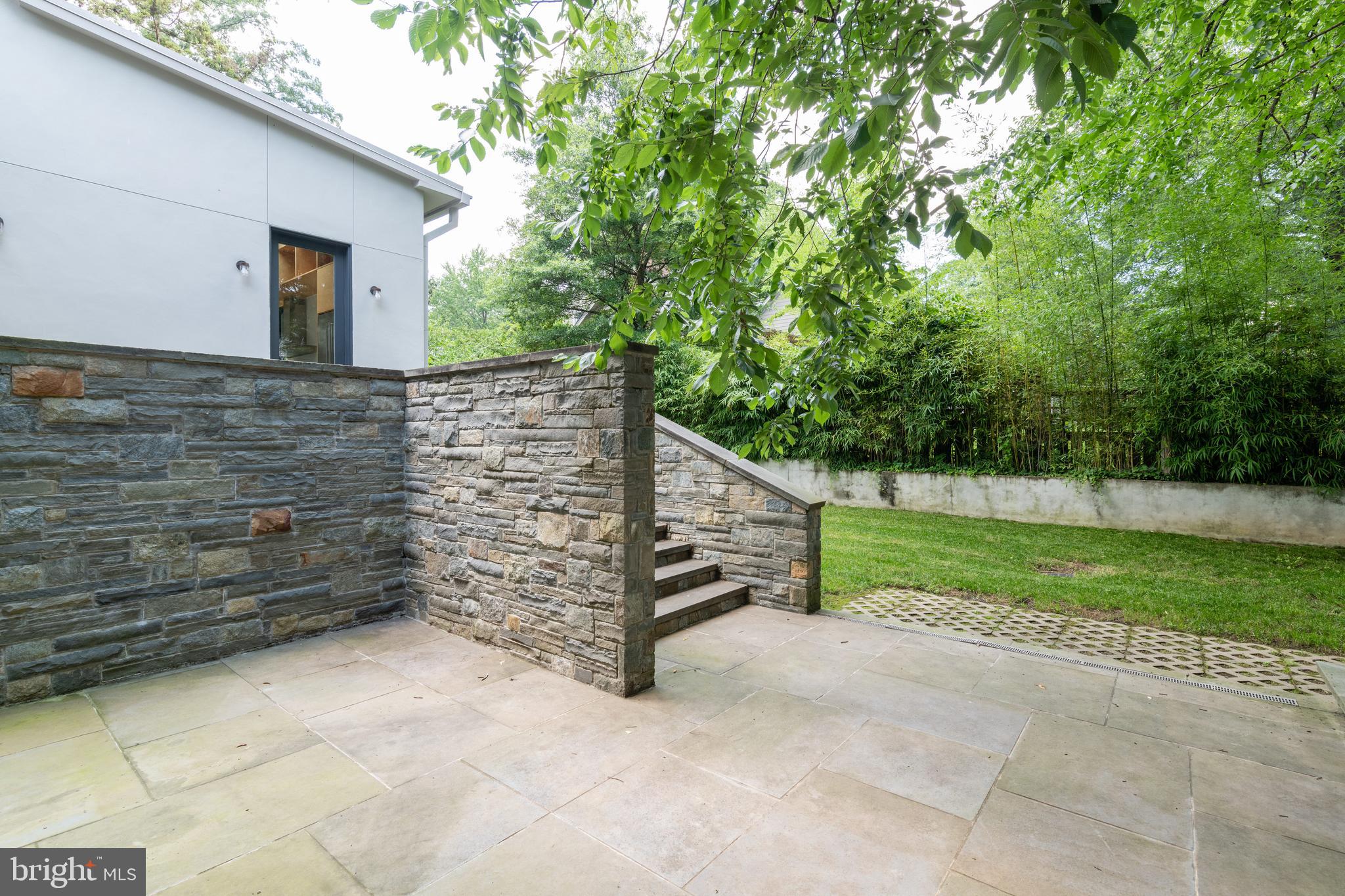 COLLEGE PARK - Residential