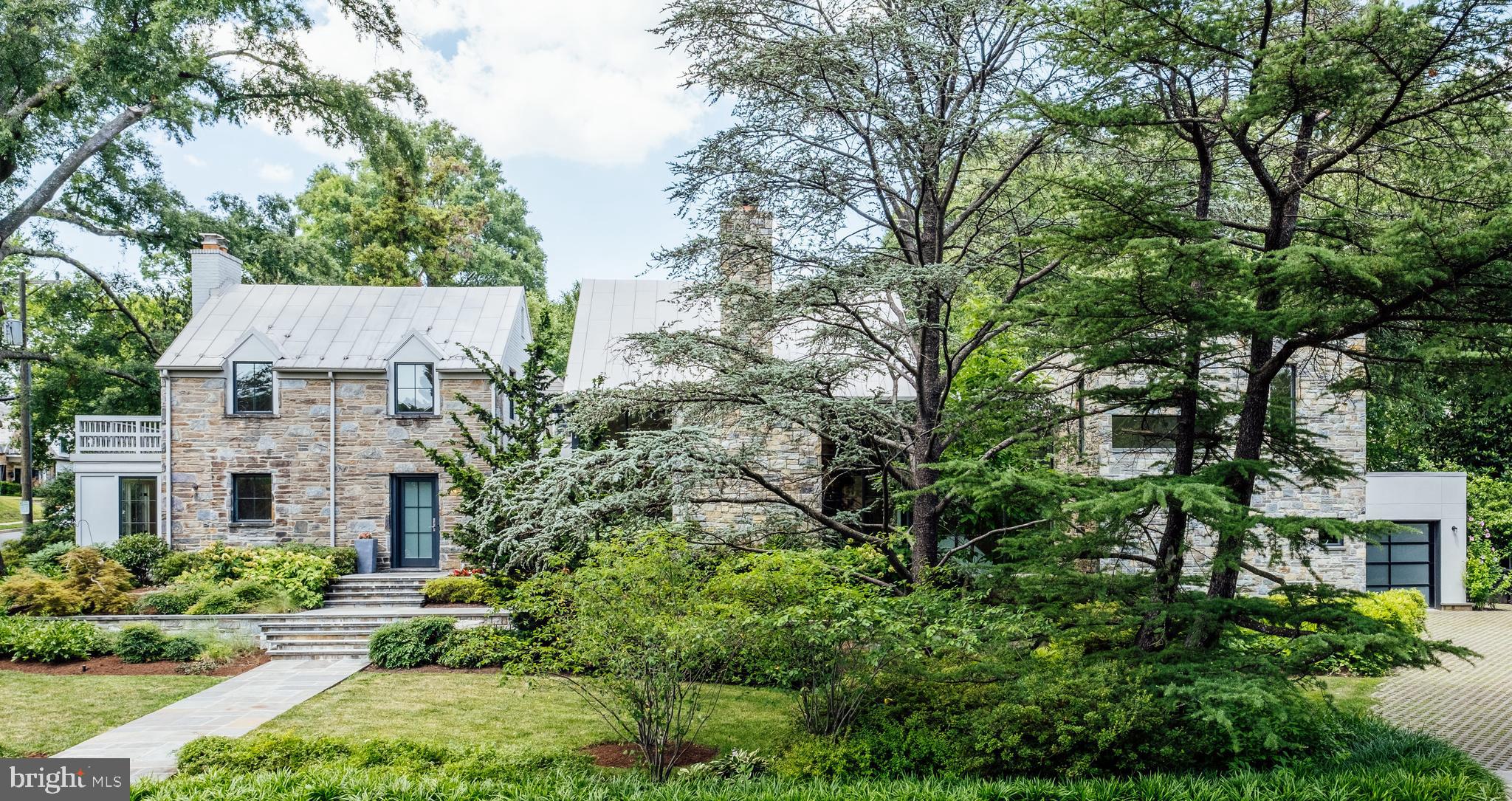 COLLEGE PARK - Residential