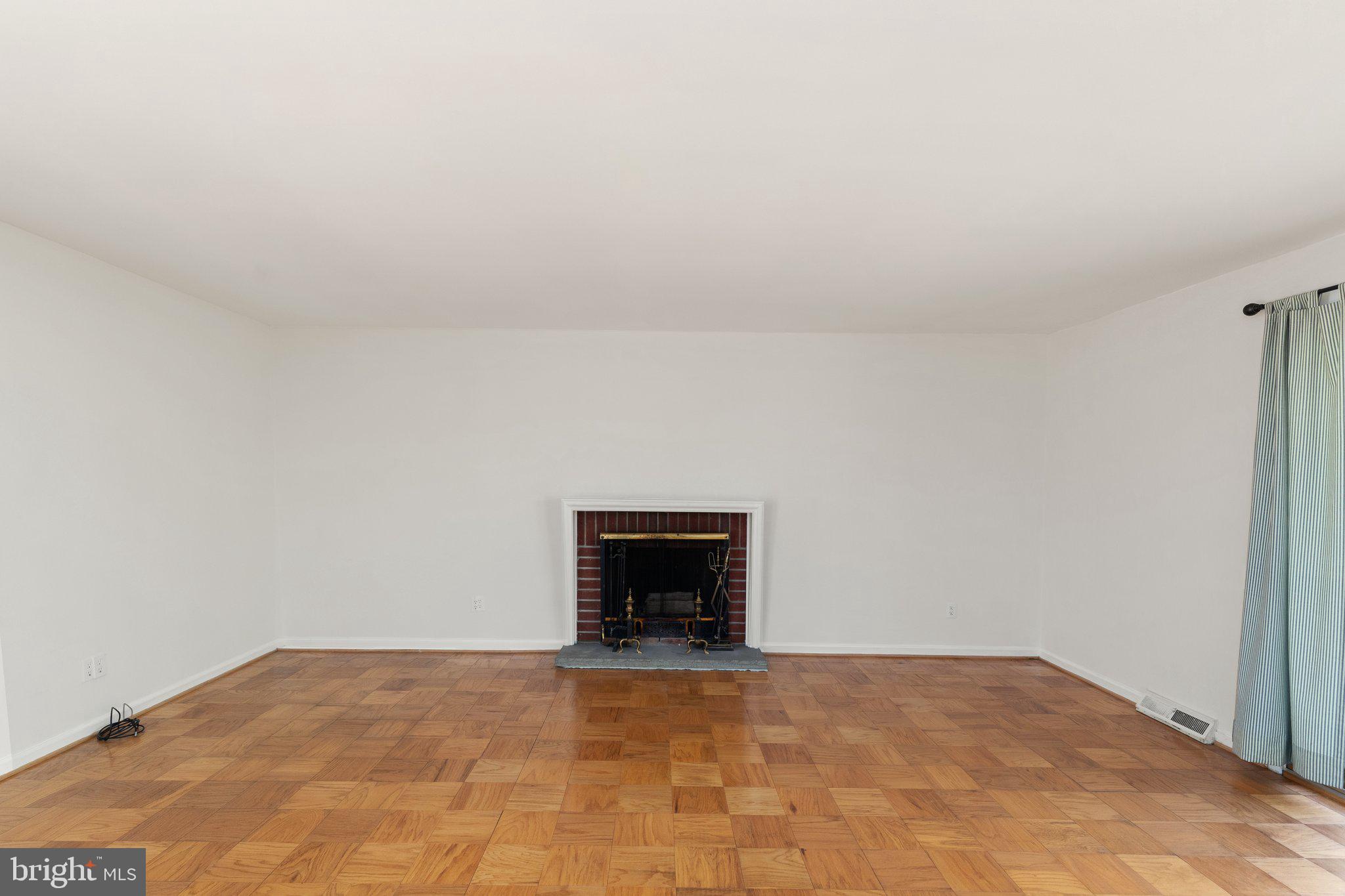 FOSTER BRANCH - Residential