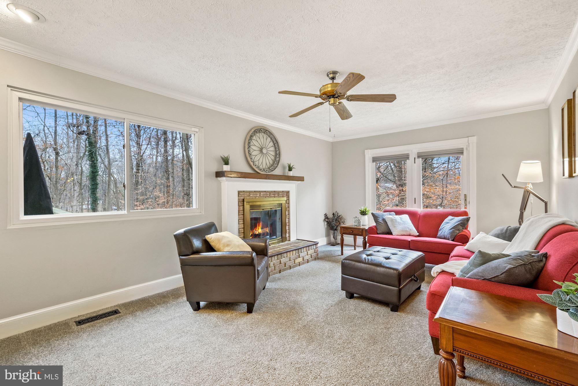 LAKEWOOD HILLS - Residential