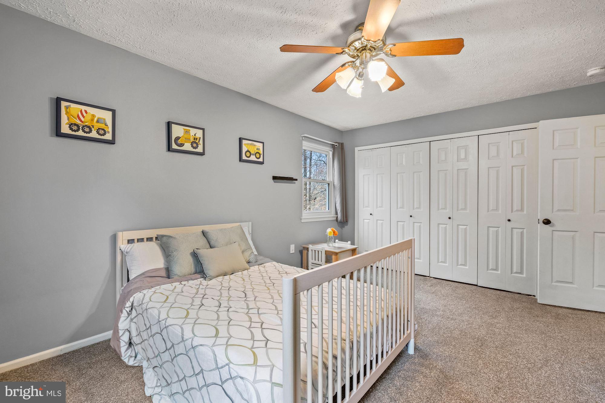 LAKEWOOD HILLS - Residential