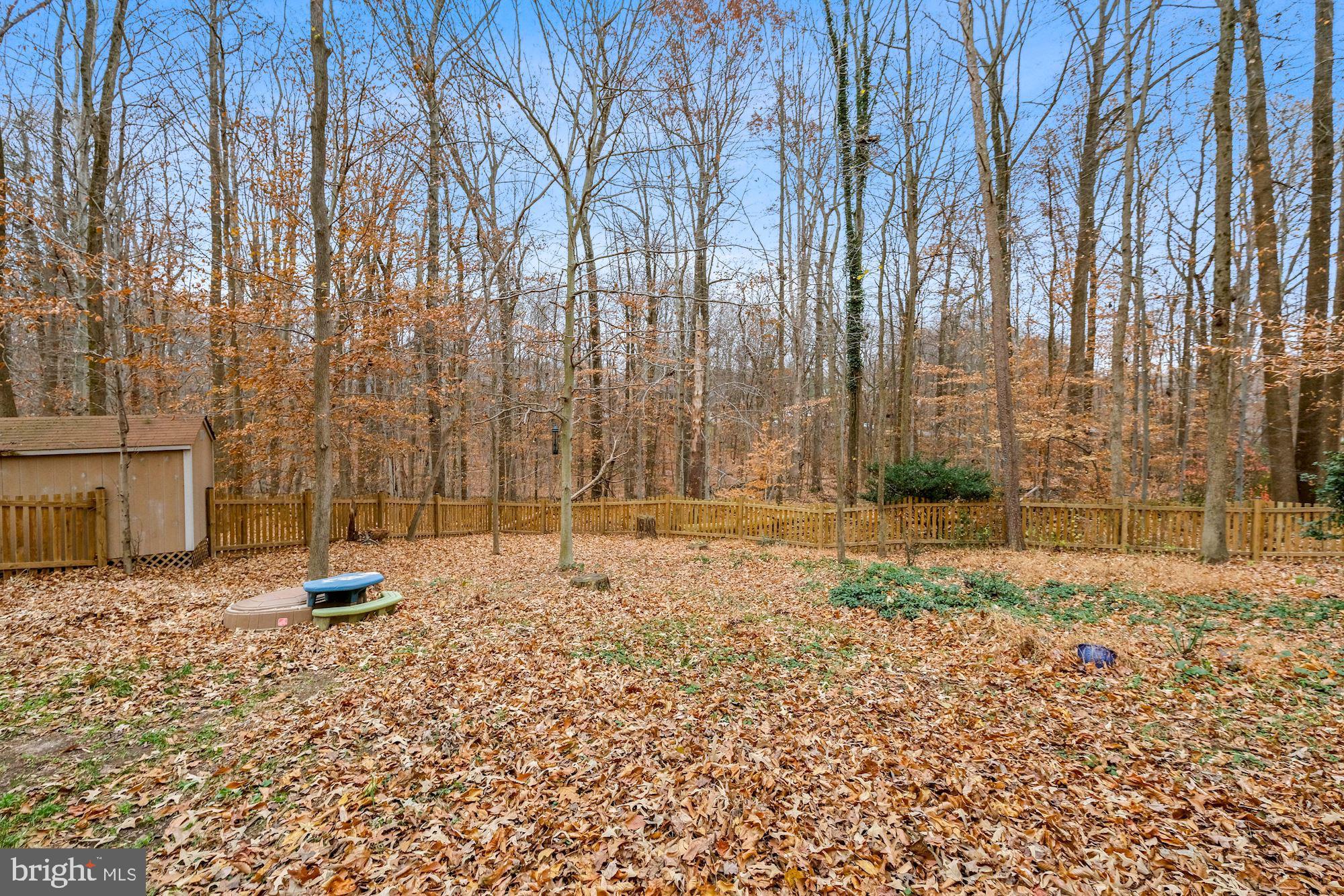 LAKEWOOD HILLS - Residential