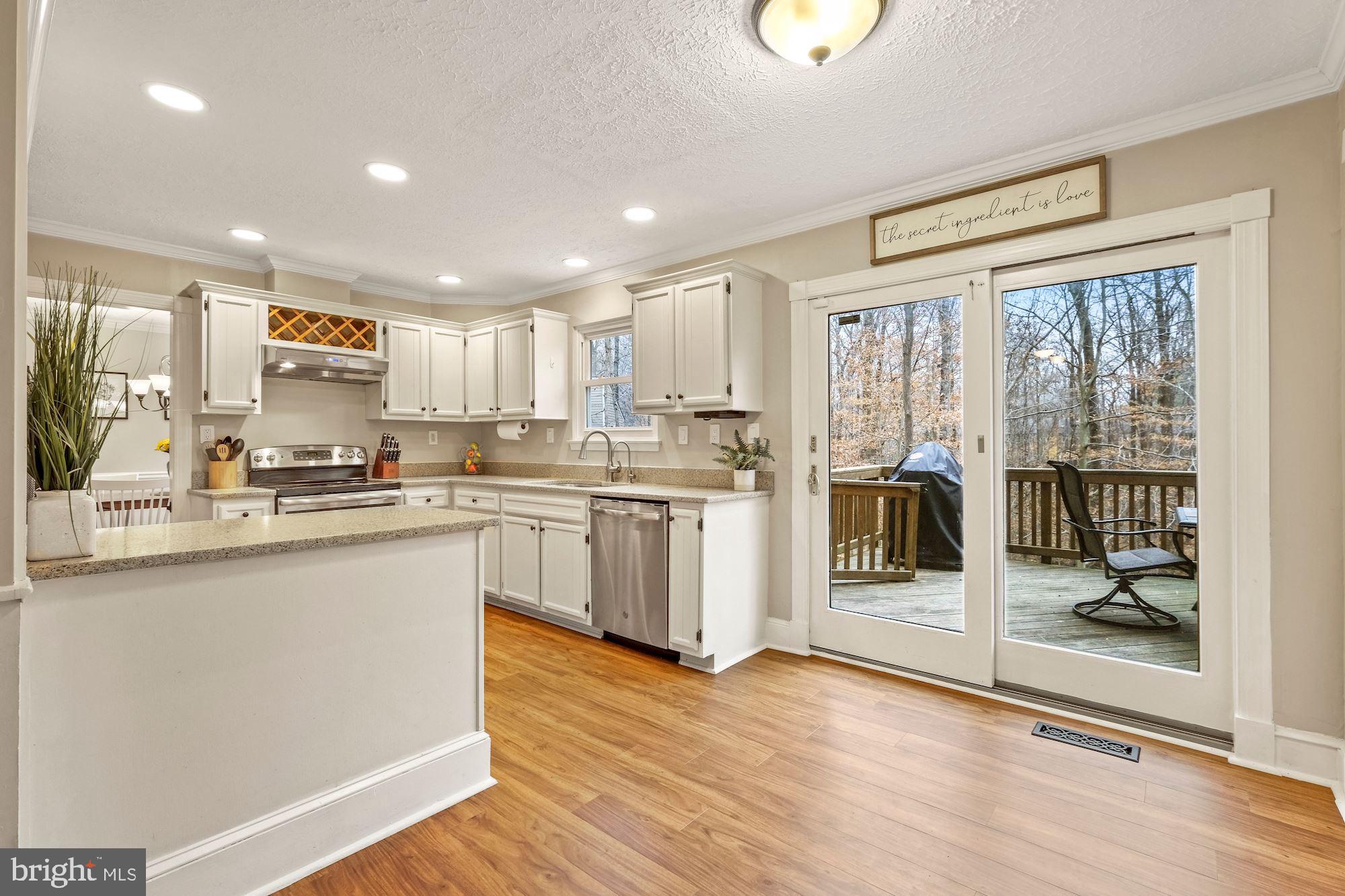 LAKEWOOD HILLS - Residential