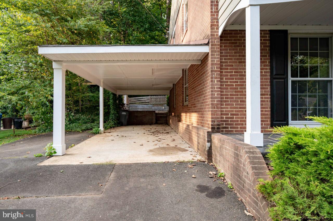 WAKEFIELD CHAPEL ESTATES - Residential Lease