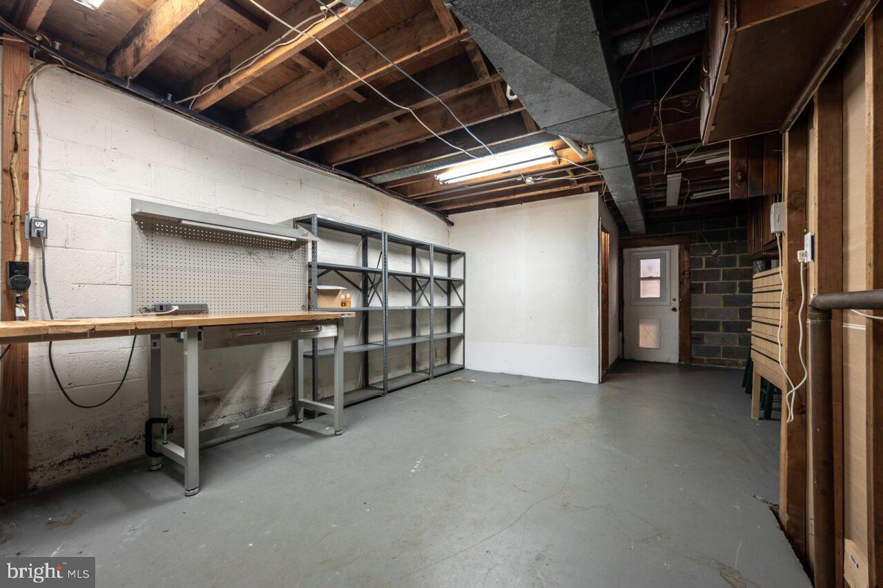 WAKEFIELD CHAPEL ESTATES - Residential Lease