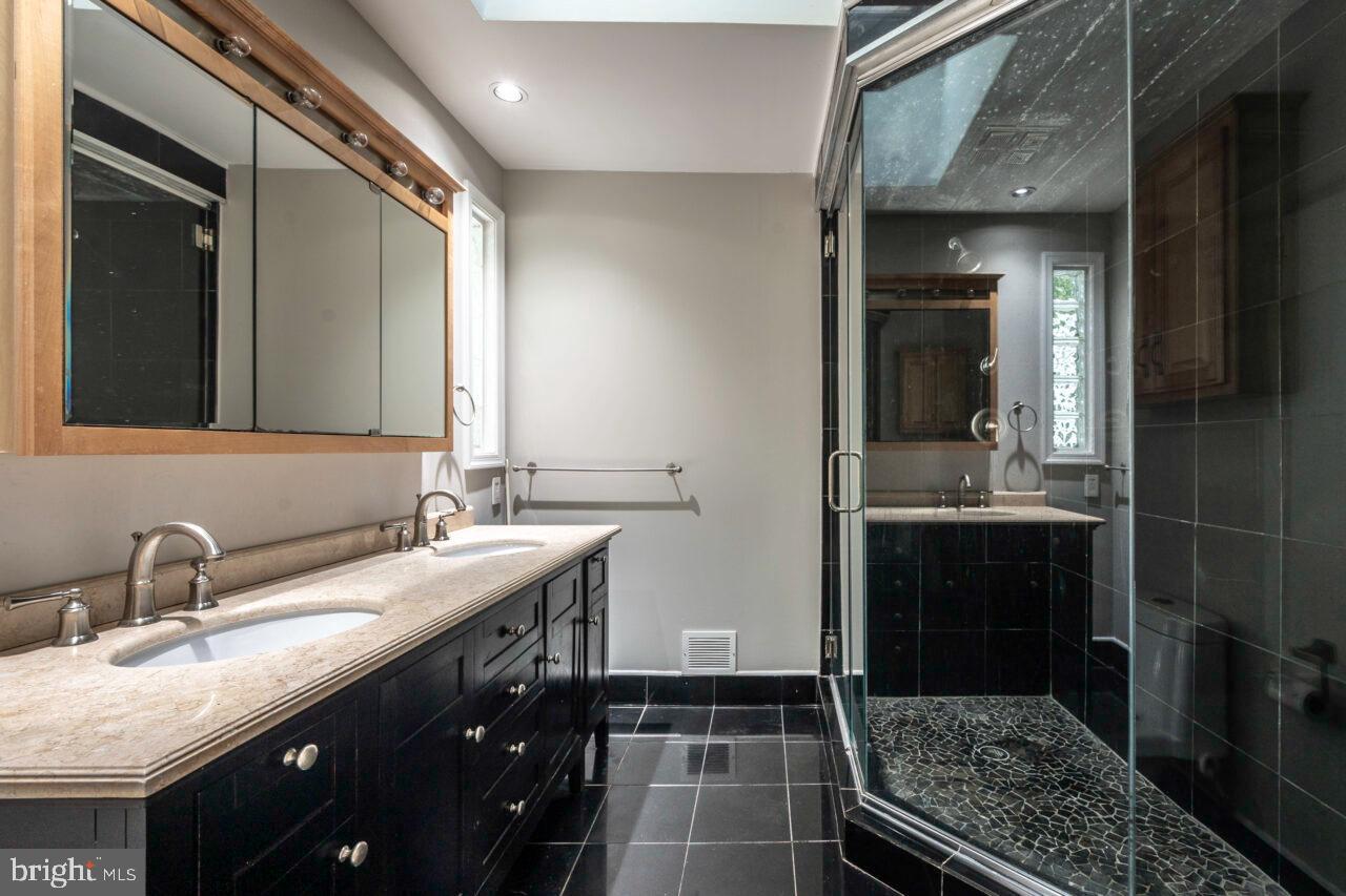 WAKEFIELD CHAPEL ESTATES - Residential Lease