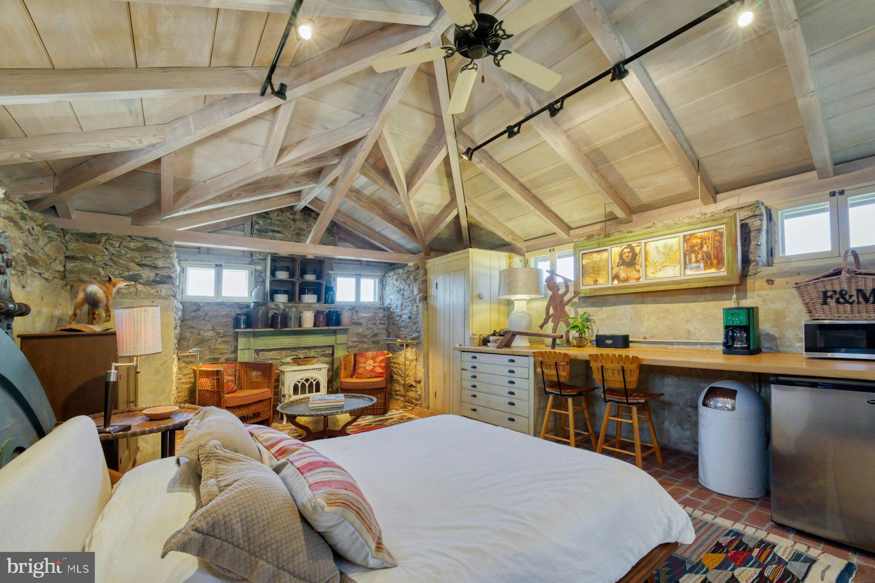 WATERFORD - Residential