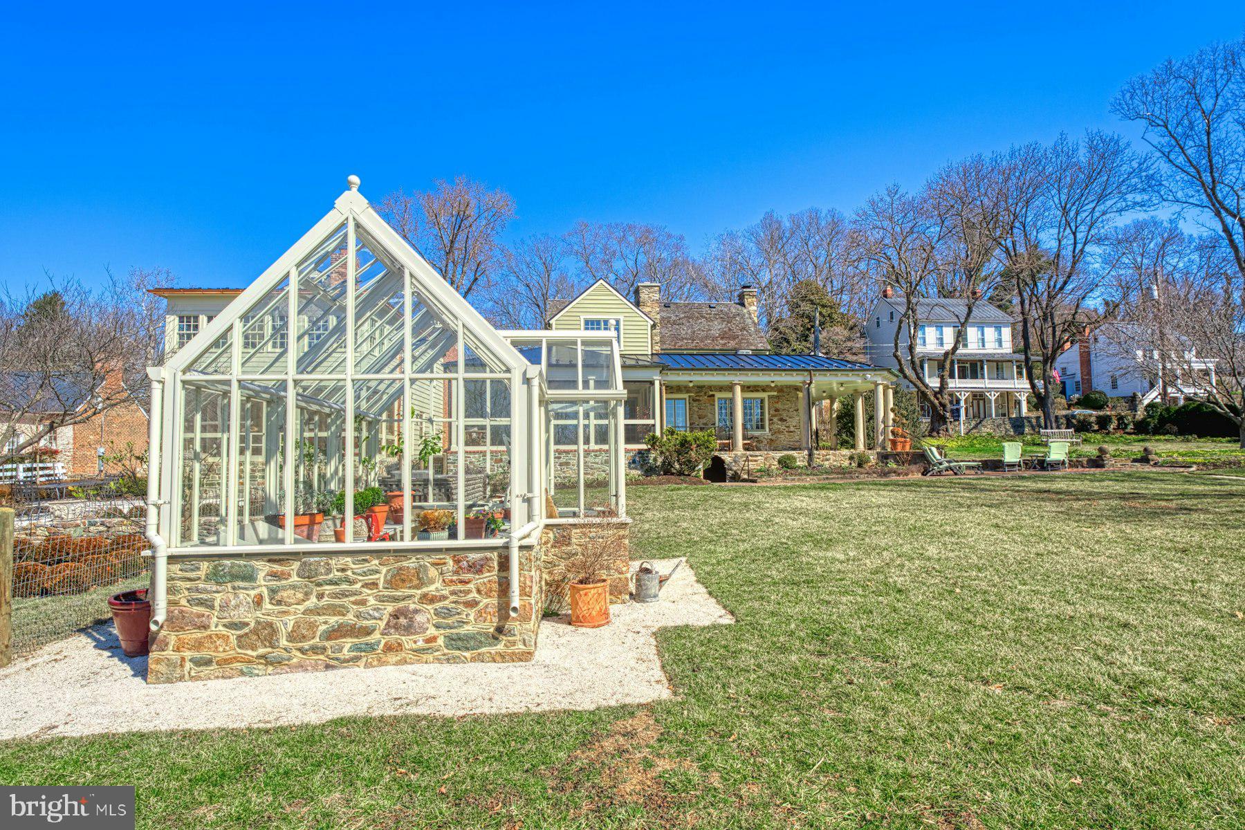 WATERFORD - Residential