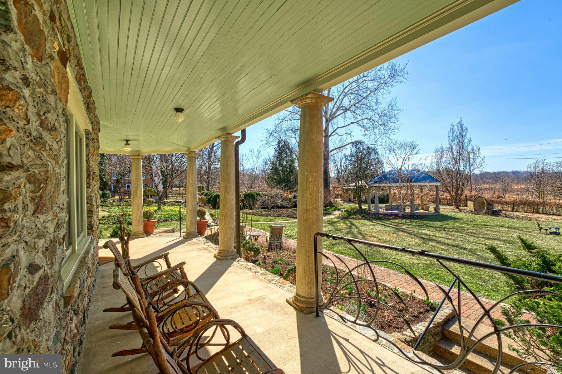 WATERFORD - Residential