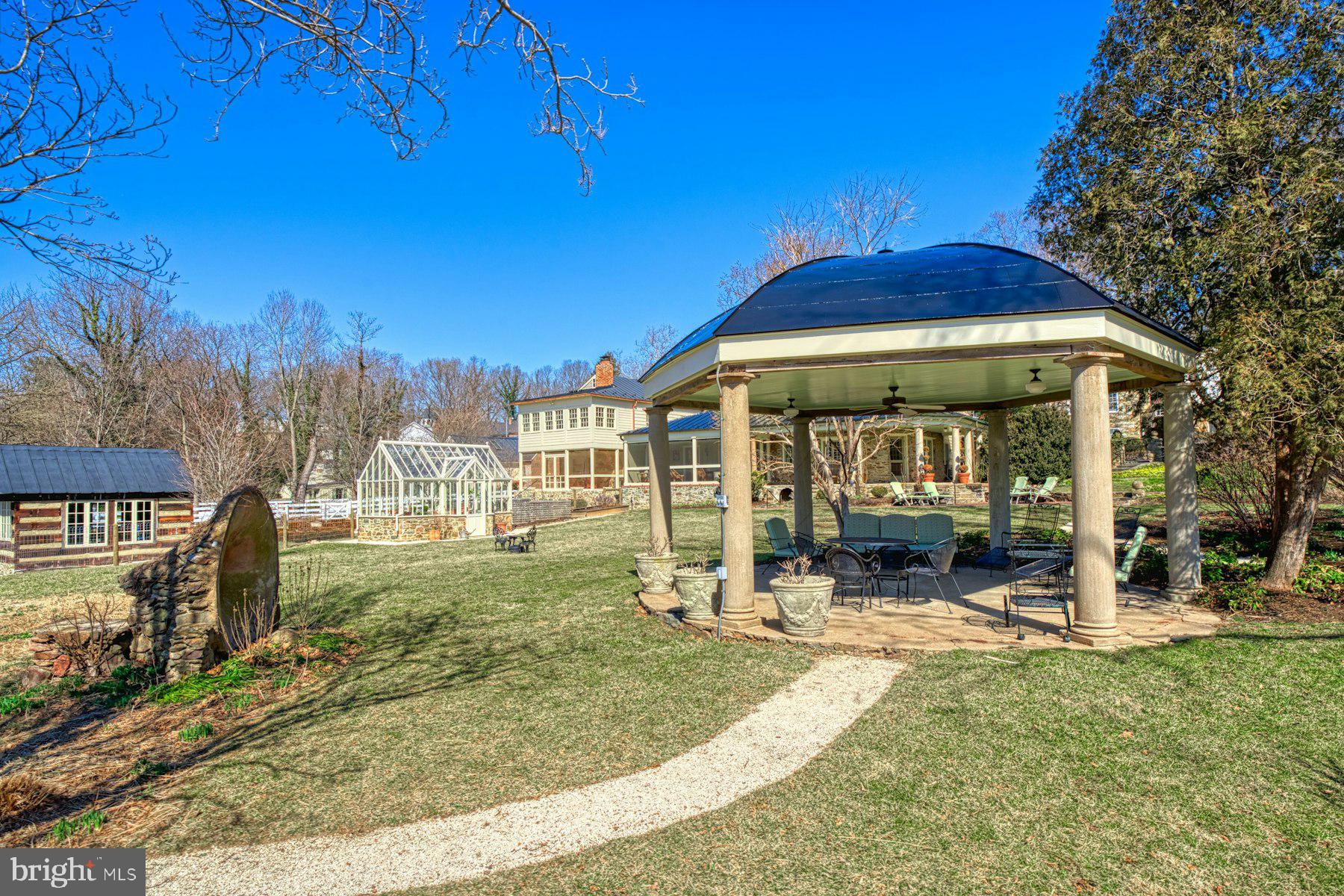 WATERFORD - Residential