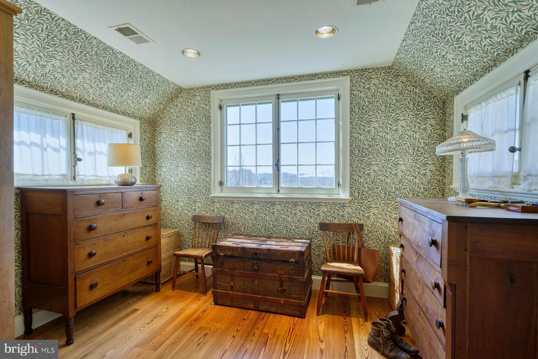 WATERFORD - Residential