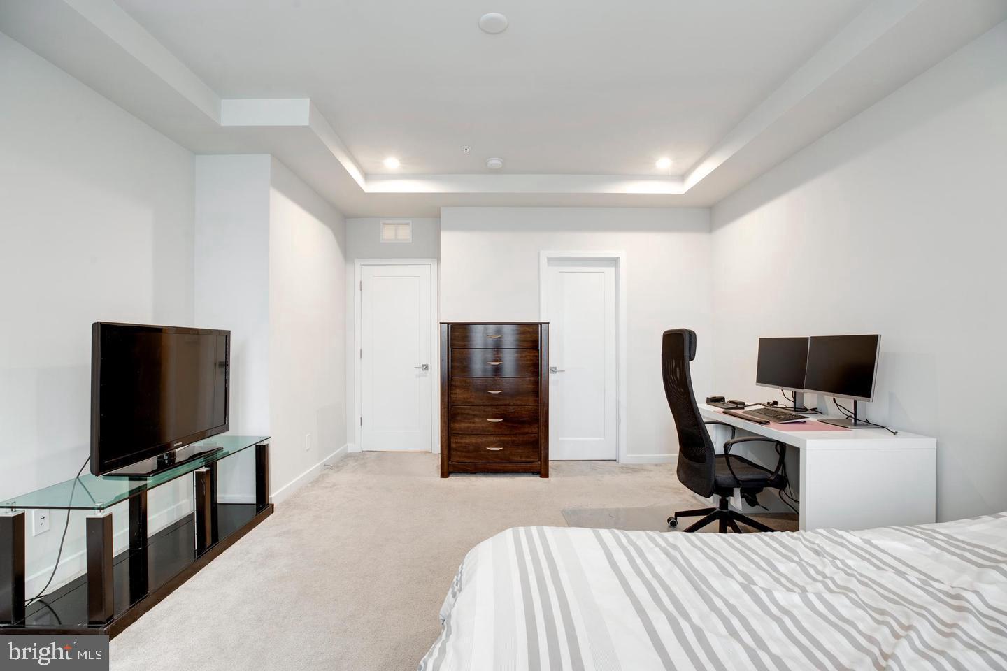 UNION PARK AT MCLEAN - Residential Lease