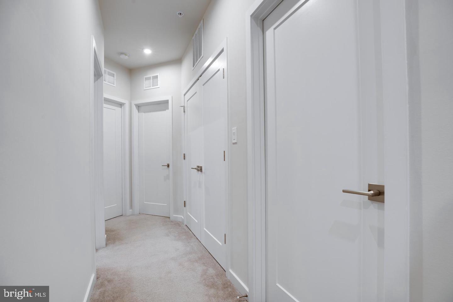 UNION PARK AT MCLEAN - Residential Lease