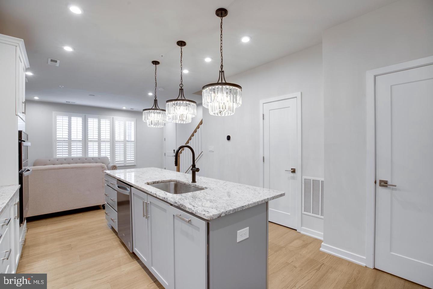 UNION PARK AT MCLEAN - Residential Lease