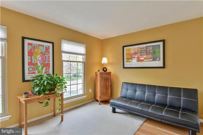 COUNTRYSIDE - Residential