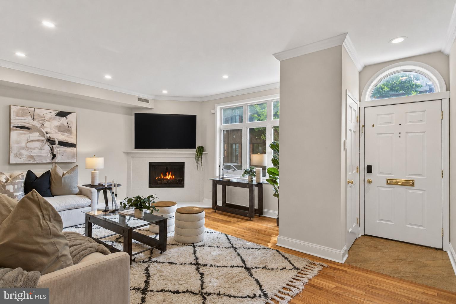 212 S 24TH STREET 24 216