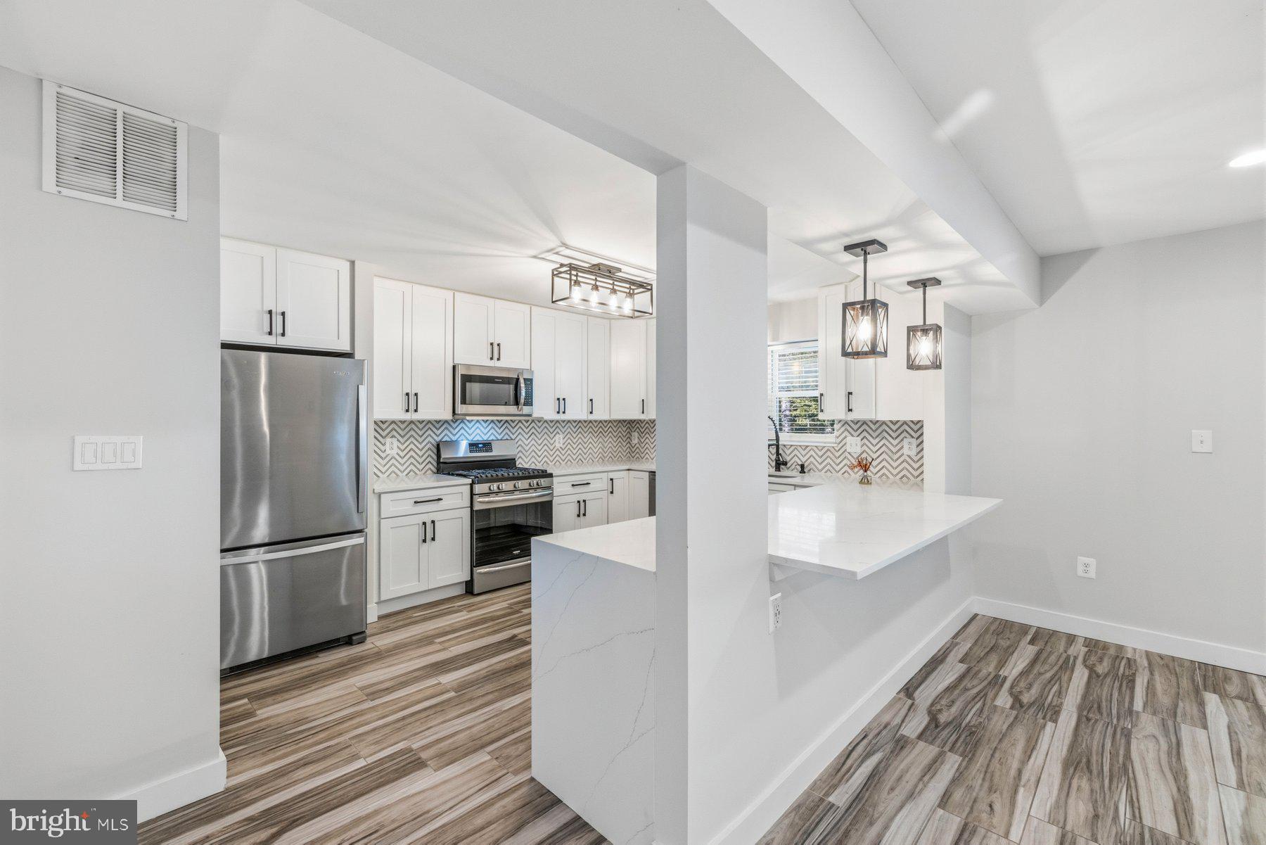 WHEATON OUTSIDE - Residential