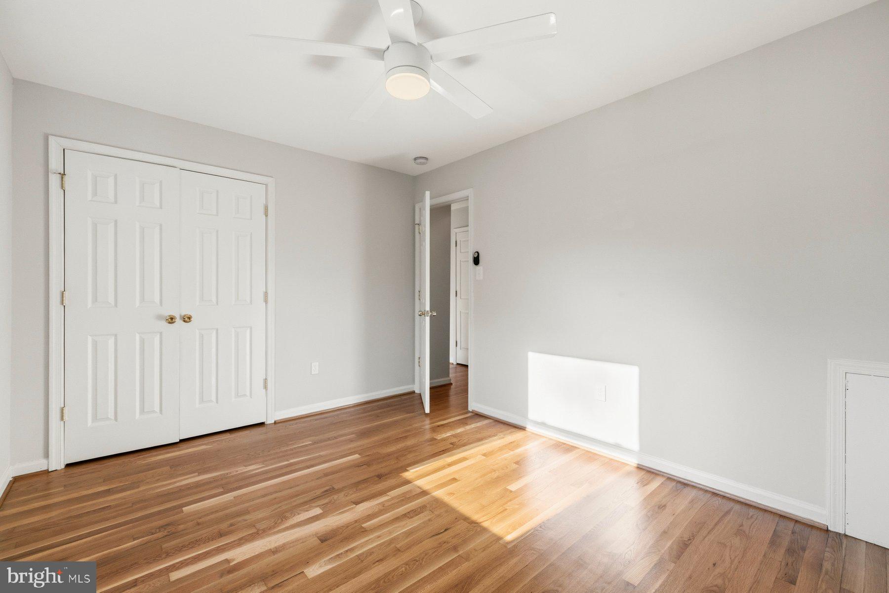 WHEATON OUTSIDE - Residential