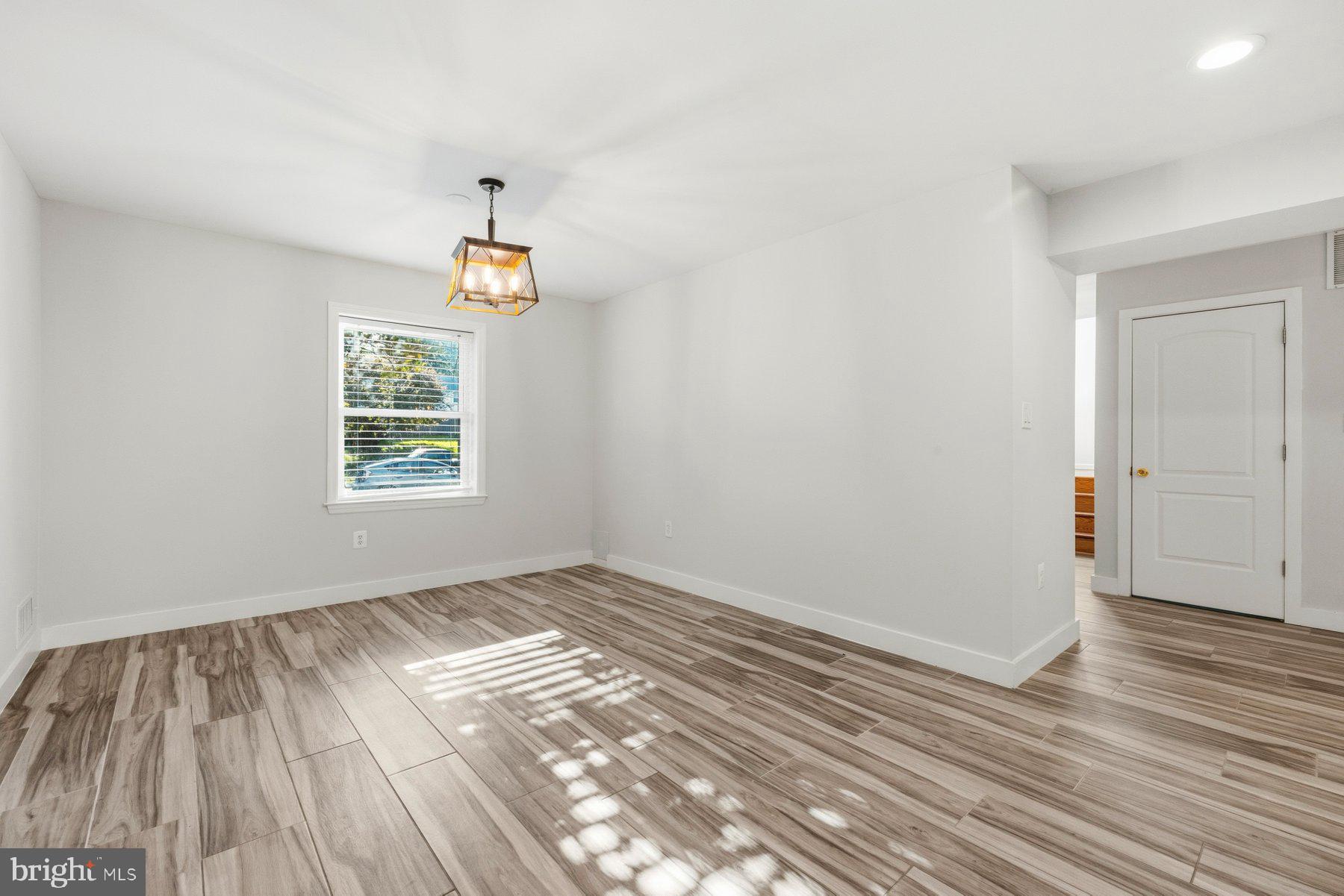WHEATON OUTSIDE - Residential