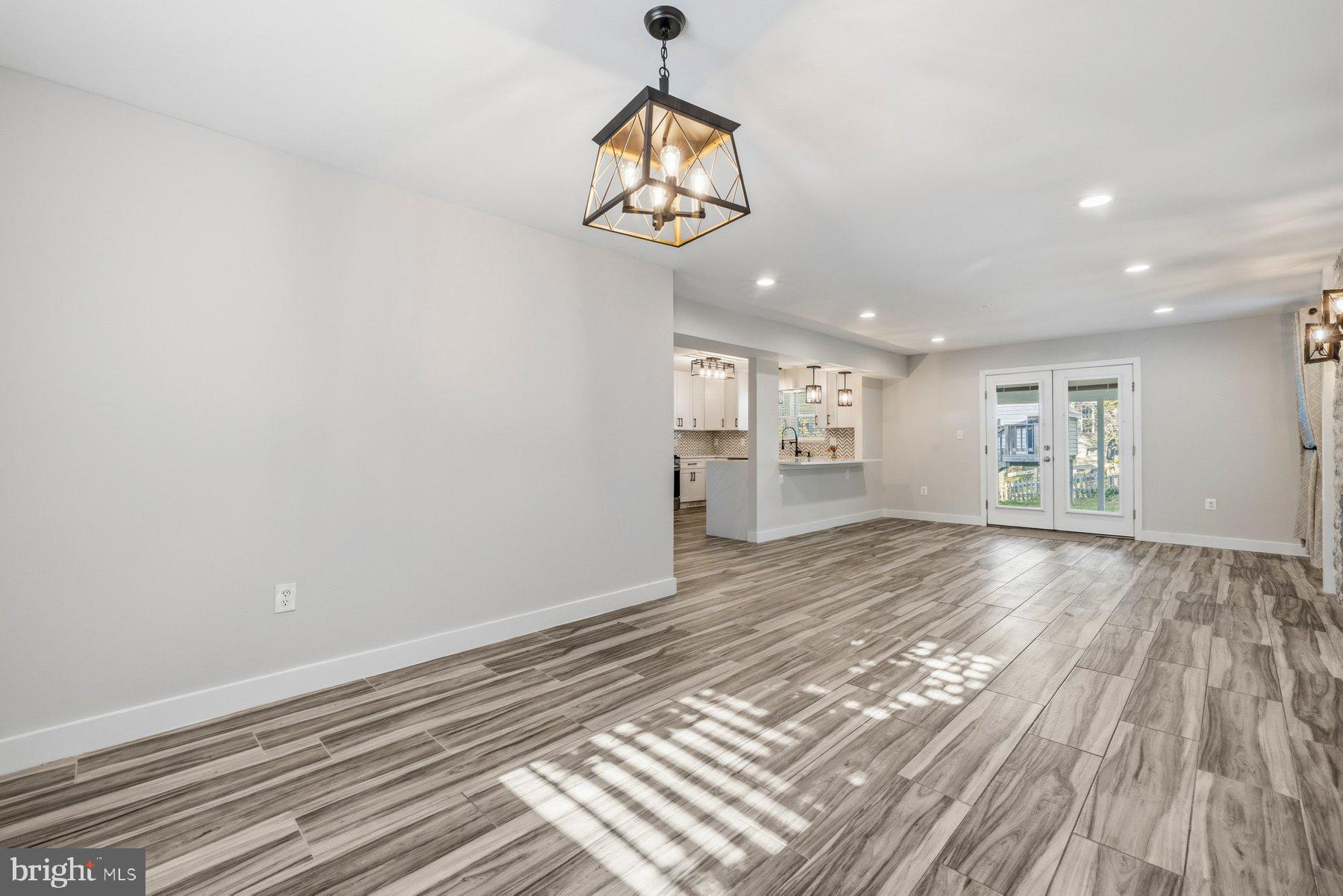 WHEATON OUTSIDE - Residential