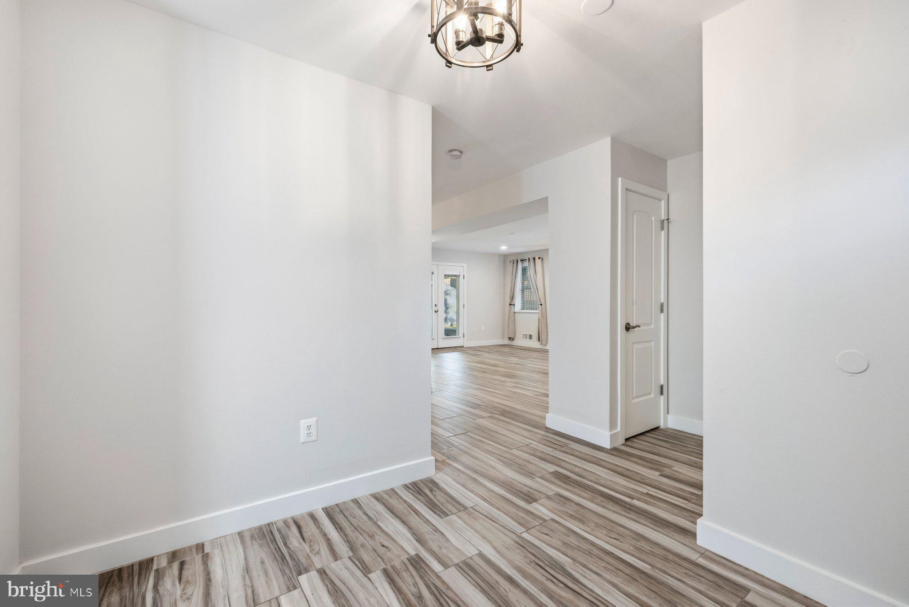 WHEATON OUTSIDE - Residential