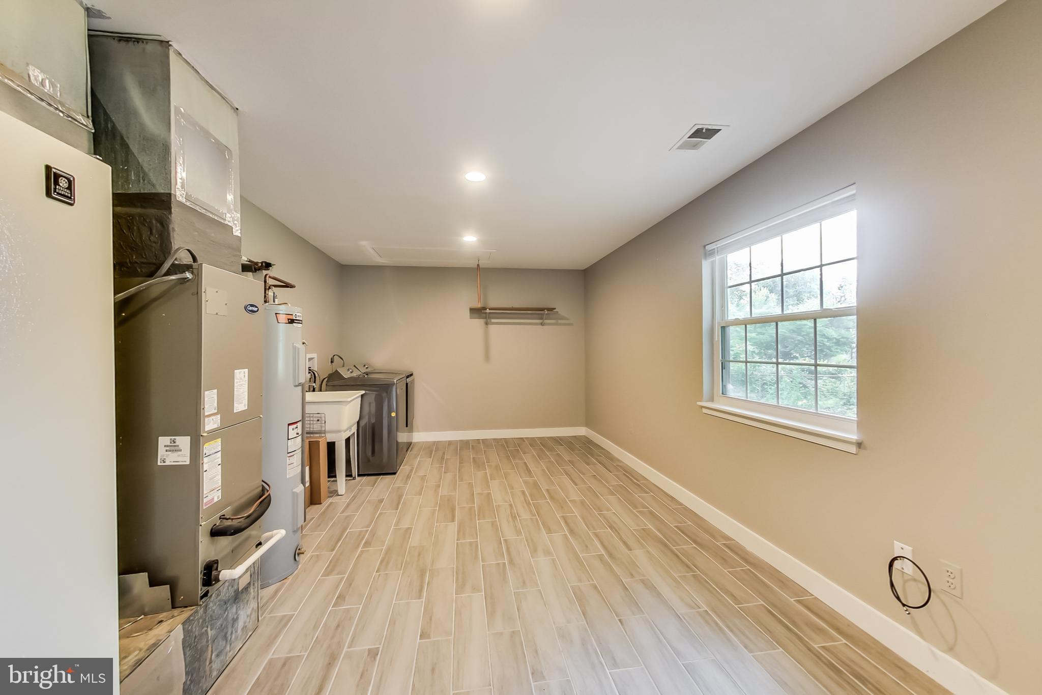 GRAPEWOOD ESTATES - Residential