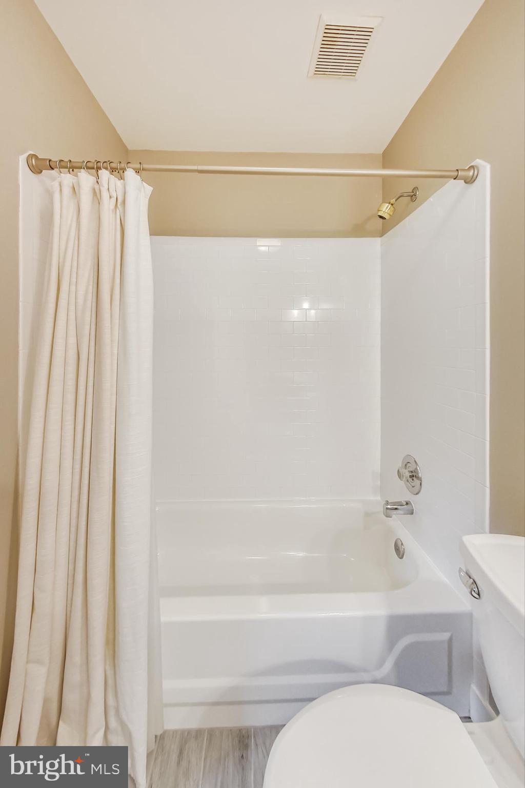 GRAPEWOOD ESTATES - Residential