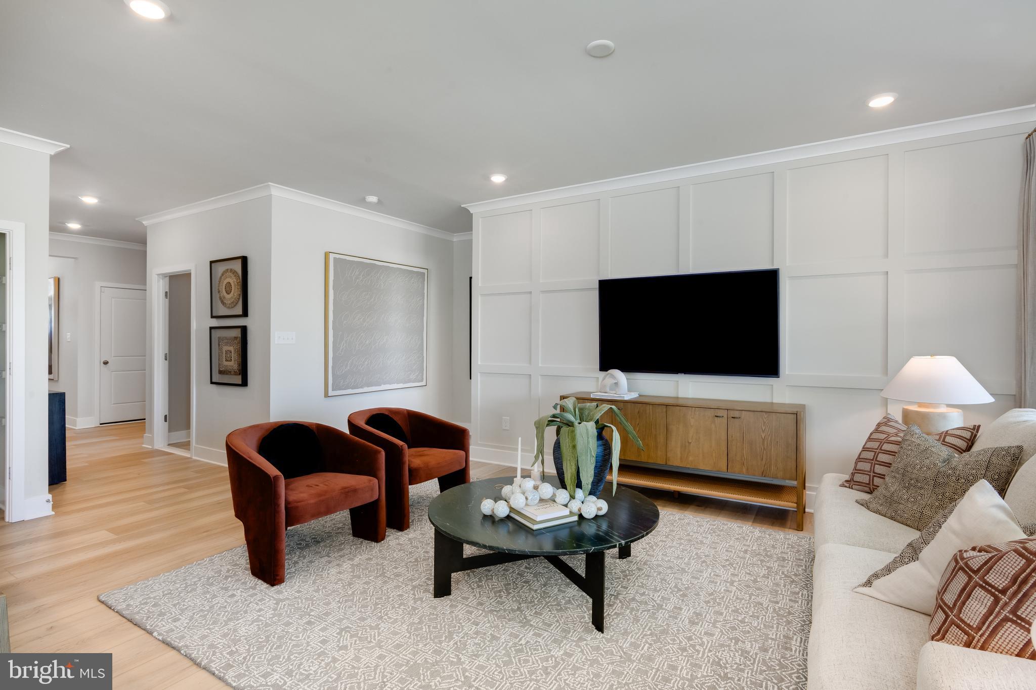 THE ESTATES AT BRIDGEWATER - Residential