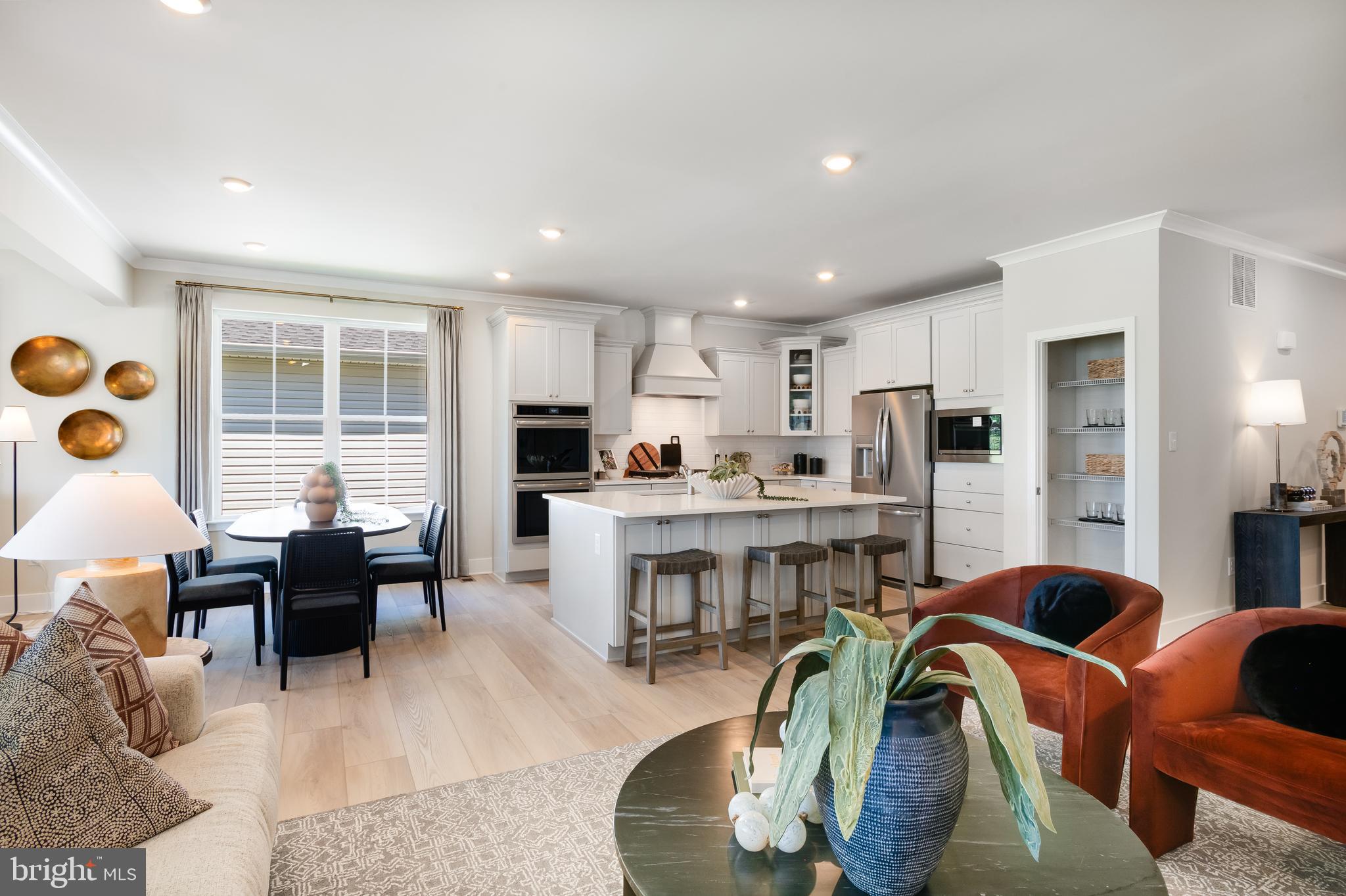 THE ESTATES AT BRIDGEWATER - Residential