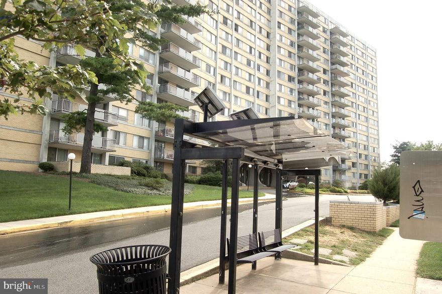 Townhouse living in a Hi-rise Condo!! This 2 level, 1 BR, 1.5 bath unit has an entrance on both levels. The upper level consists of the bedroom with a large walk-in closet (rare find) and the full bath. The bathroom has wrap around cabinets at the new sink for plenty of extra storage. Downstairs the living area has a bright white kitchen with clean appliances and granite countertops, a dining area, living room and a half bath for convenience and guests. The entire unit has been freshly painted and has brand new carpet. The owner has paid all assessments to keep your condo fee low. The monthly condo fee covers ALL UTILITIES! As well as a treasure load of amenities, including 24 hour front desk concierge service, security, an on-site management team, swimming pool, fitness center, sauna, tennis and basketball courts and a community picnic area with grill for cookouts. This unit owns a covered parking space in the garage and an extra storage closet in the basement. The express bus to the Pentagon picks up right out front. Walk to the shopping center right next door for all your needs. Come take a look first chance!!