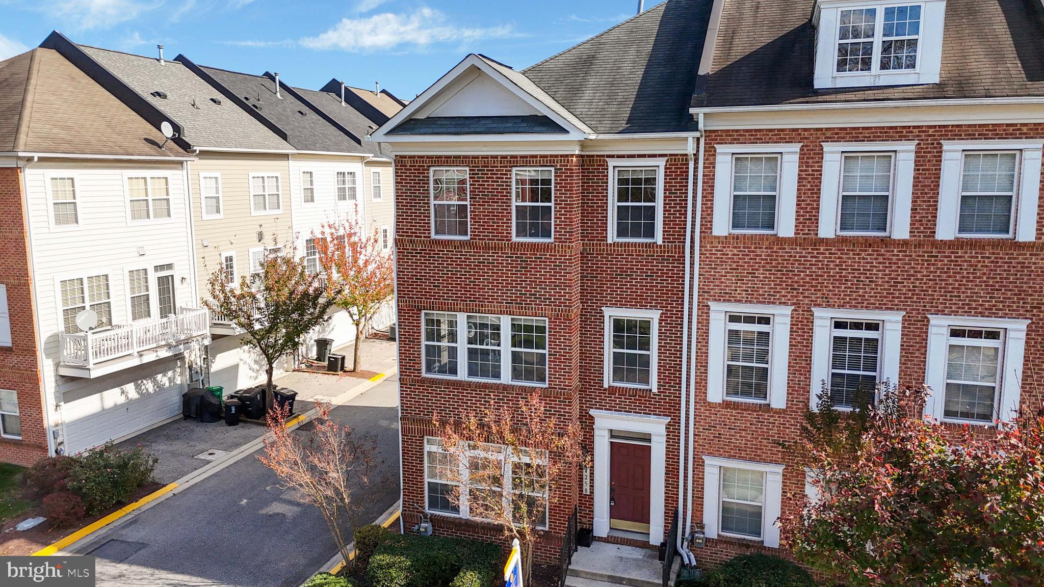 4258 TALMADGE CIRCLE