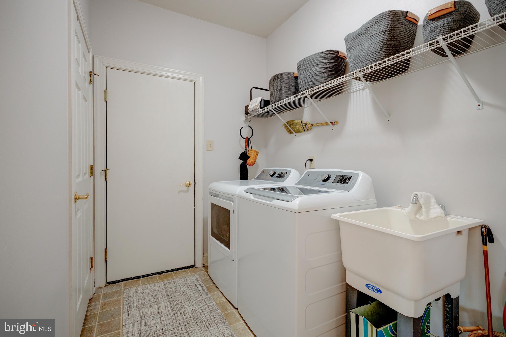 LAFAYETTE HILL - Residential