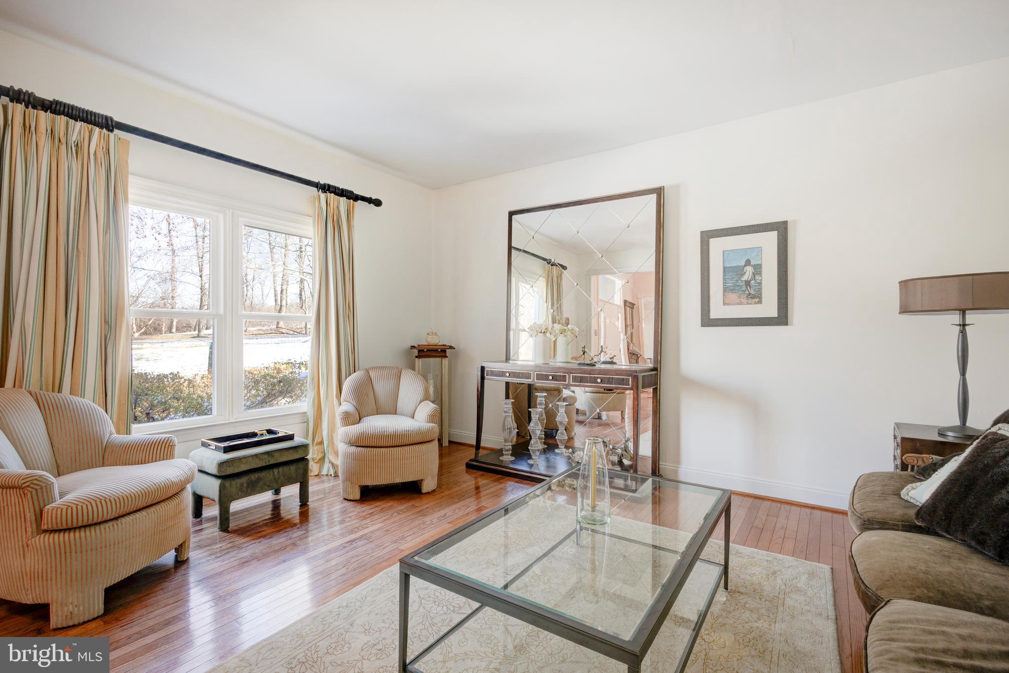 LAFAYETTE HILL - Residential