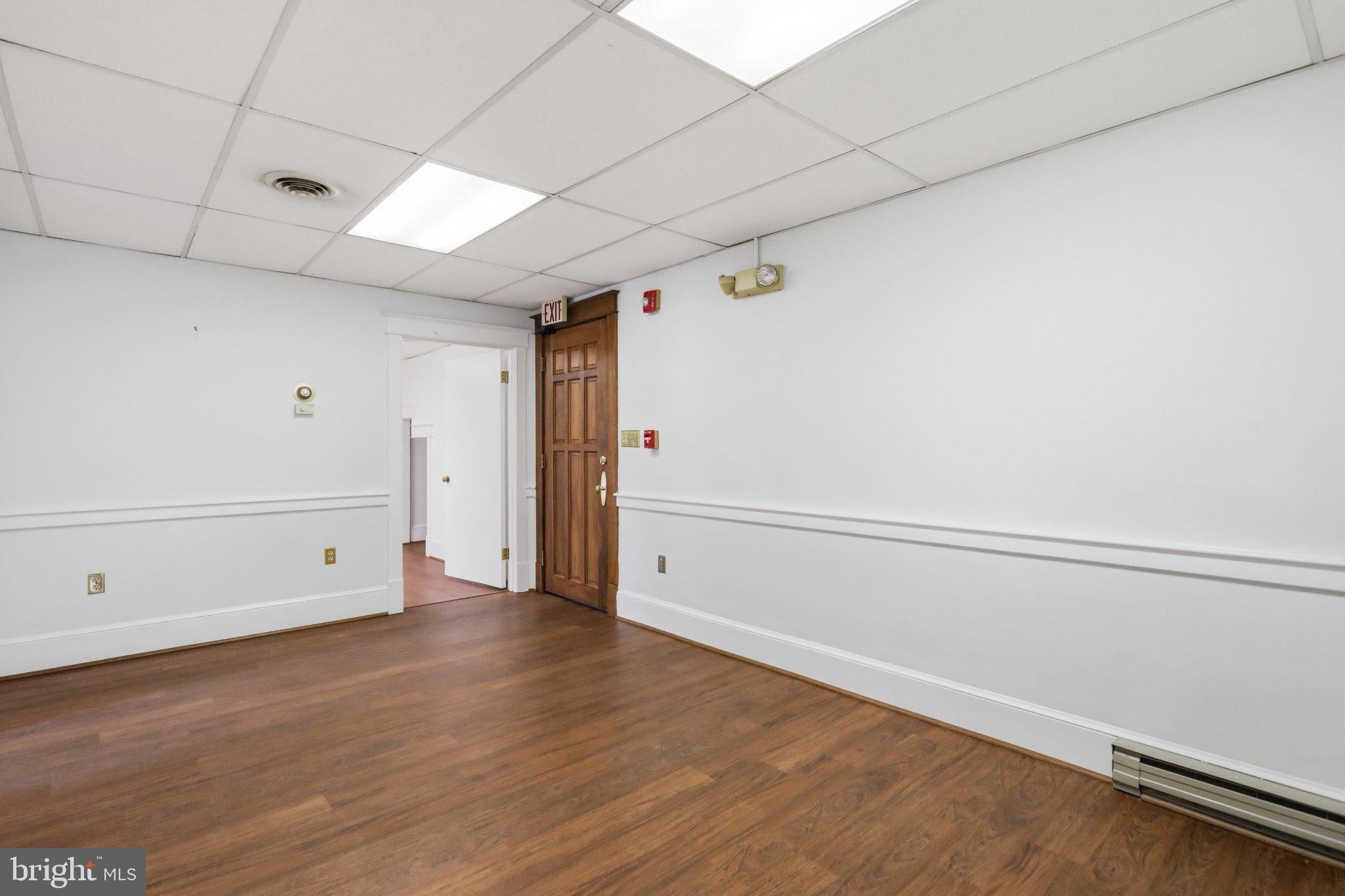 115 W. KING STREET 2ND FLOOR