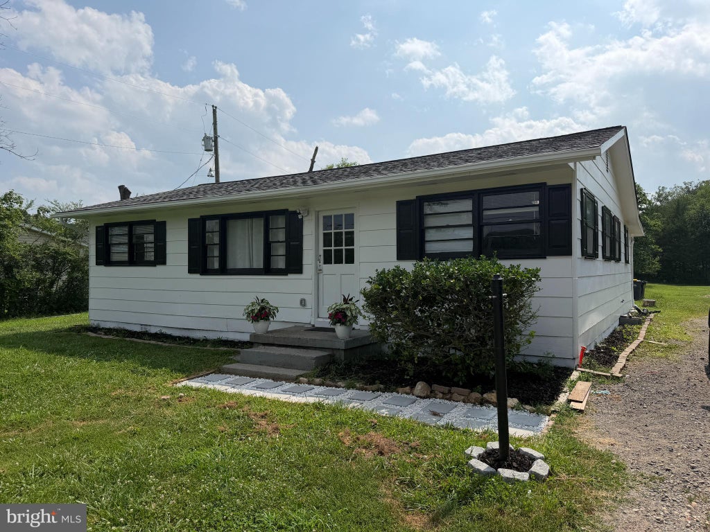 Photo of 8606 Linton Hall Road, BRISTOW, VA 20136 (MLS # VAPW2118272)