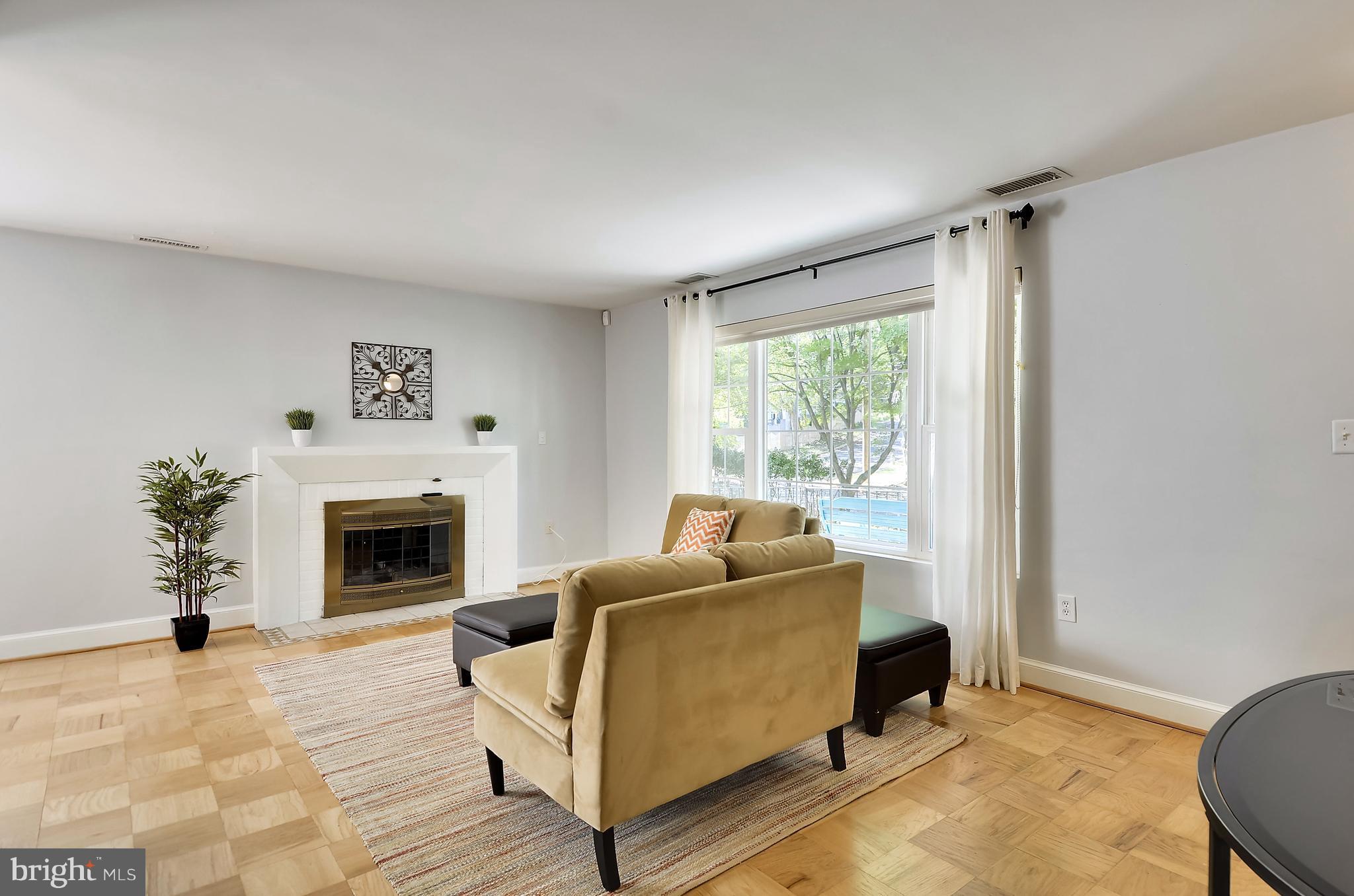 WOODMOOR - Residential