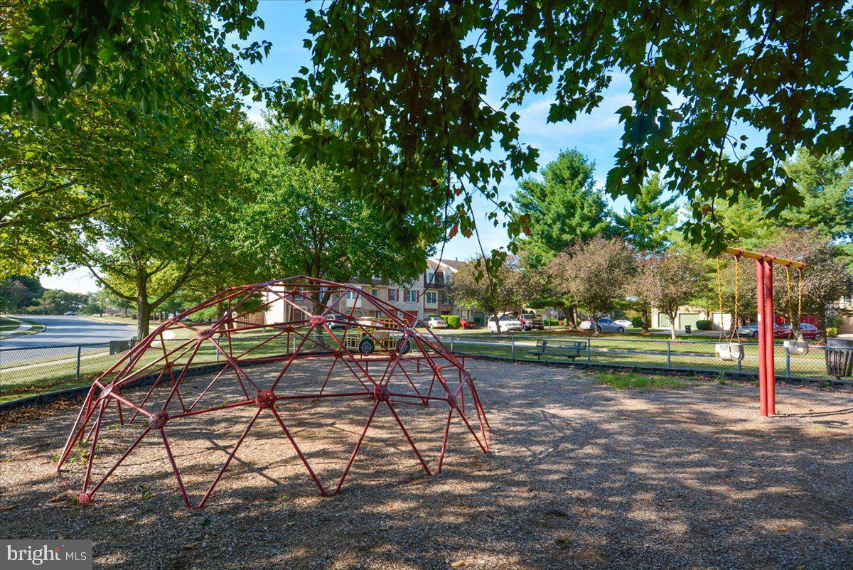 WATERSIDE - Residential