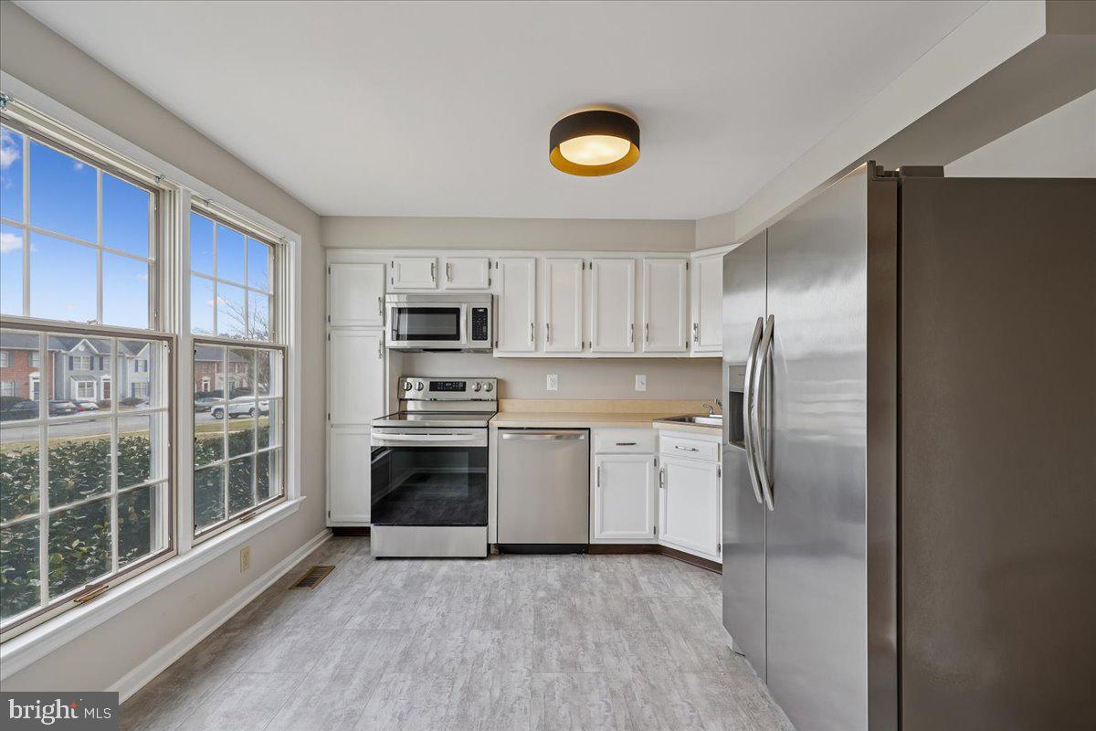 WATERSIDE - Residential