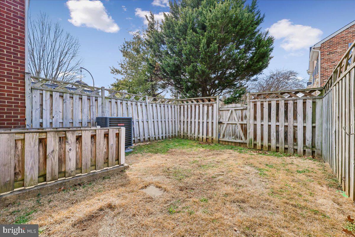 WATERSIDE - Residential