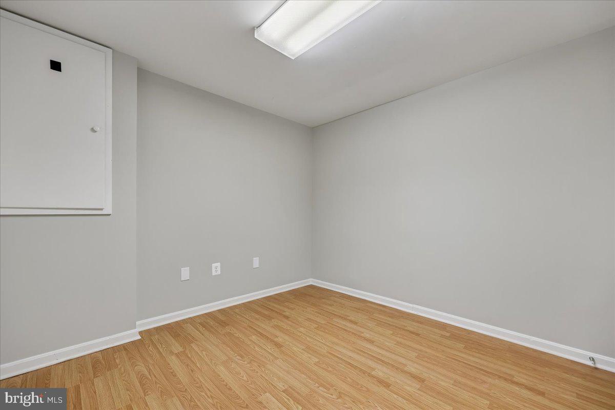 WATERSIDE - Residential