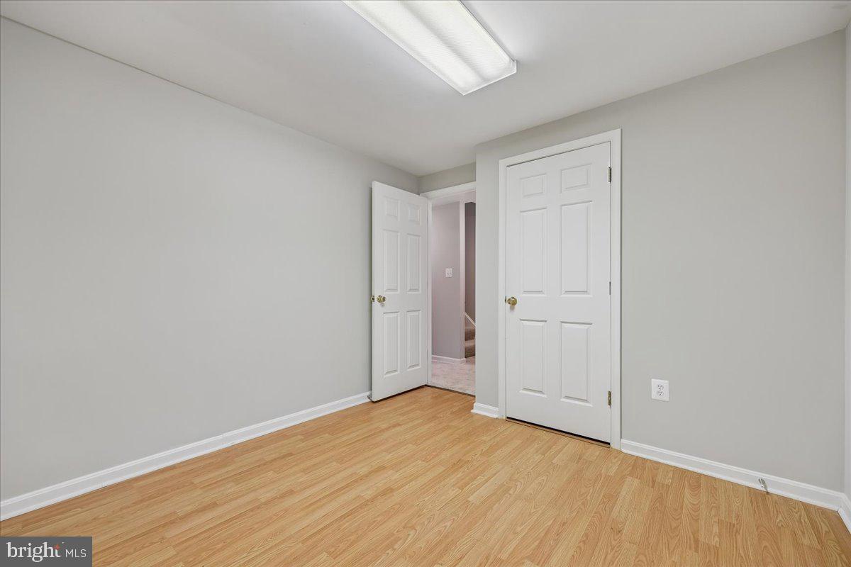 WATERSIDE - Residential