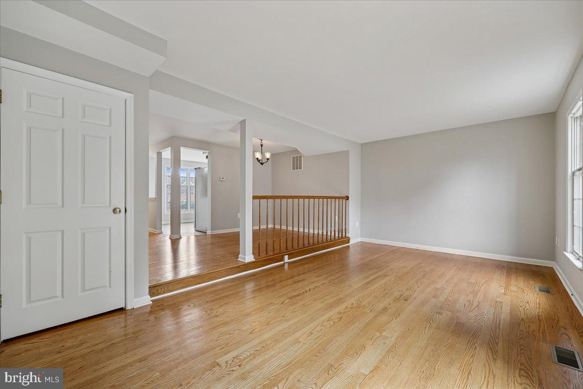 WATERSIDE - Residential