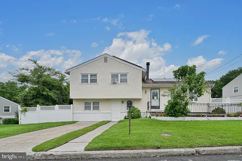 48 W Bolton Avenue, Absecon, NJ MLS: NJAC2023368