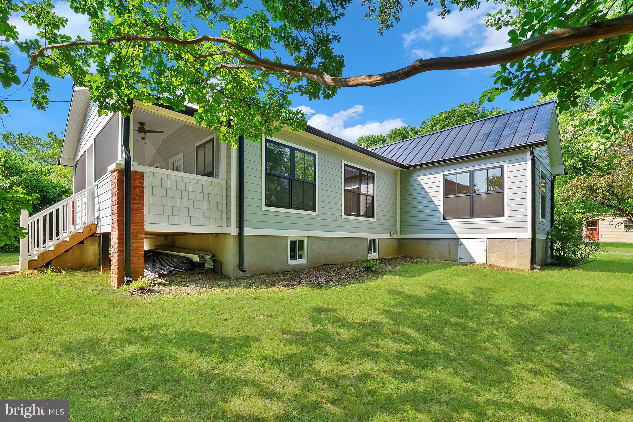 10900 LIVINGSTON ROAD