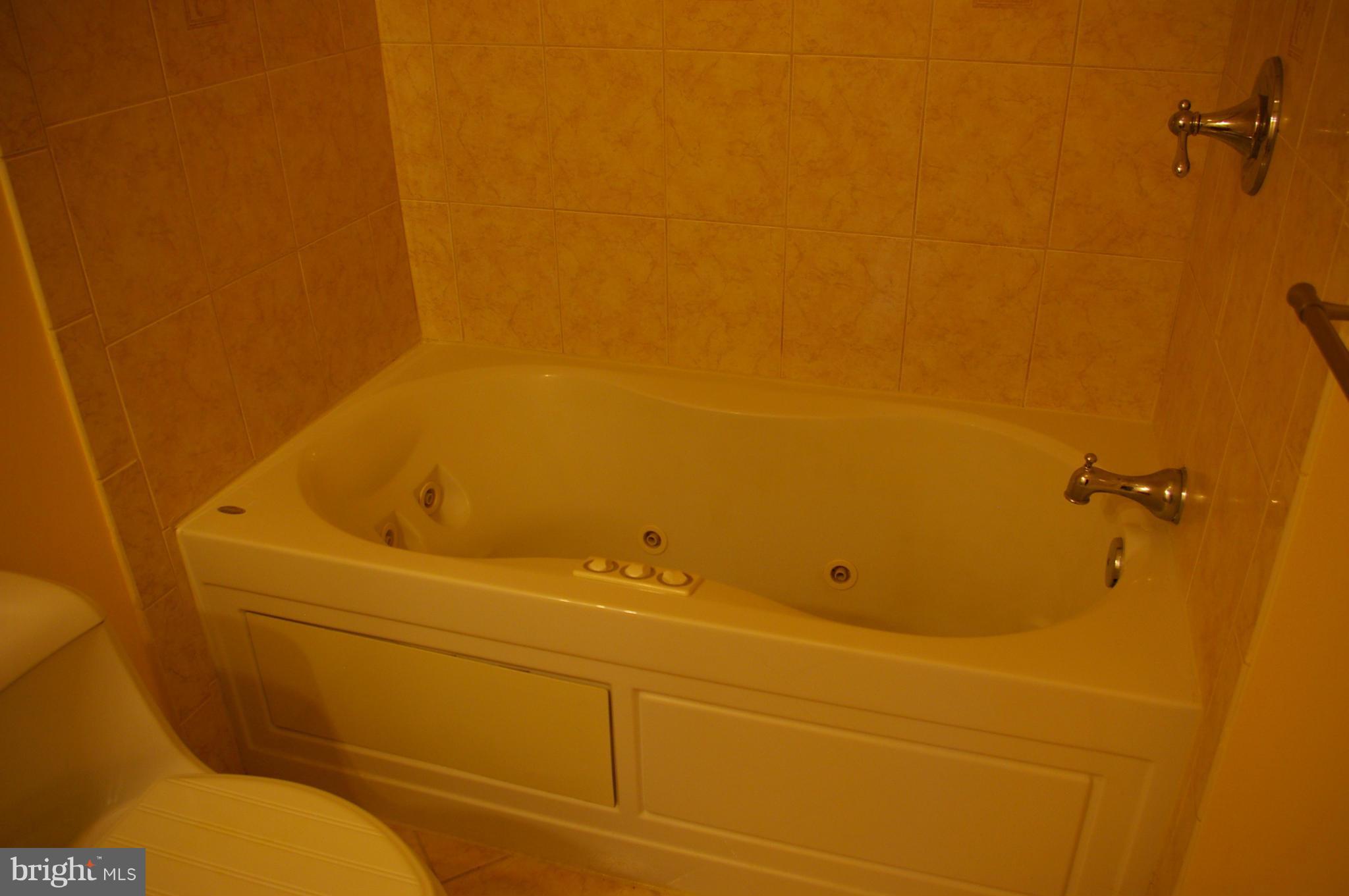 CANTON - Residential Lease