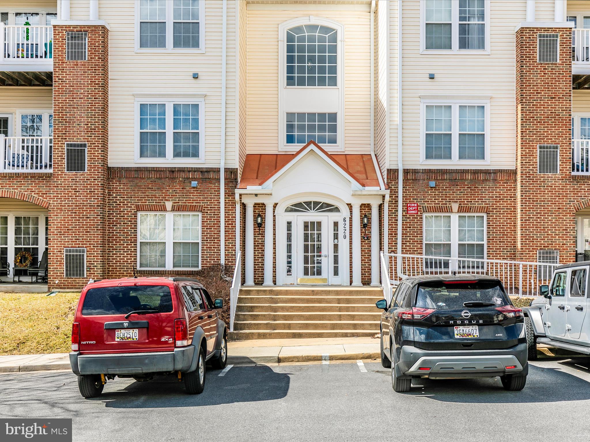 SPRING RIDGE - Residential