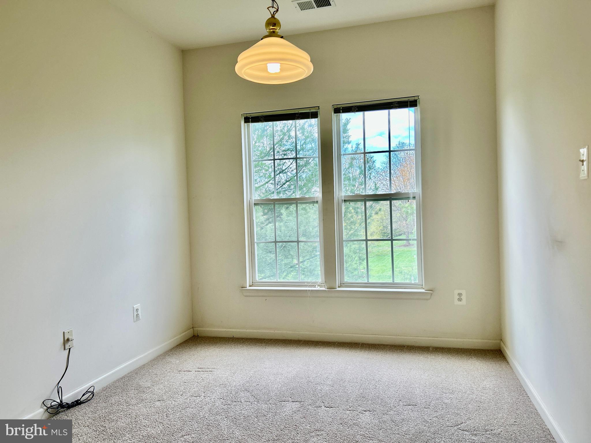 SPRING RIDGE - Residential